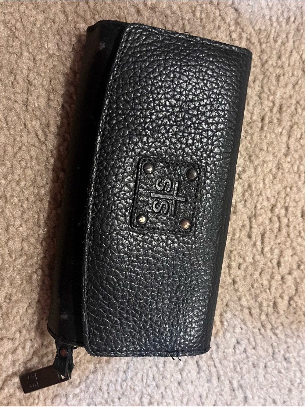 STS Ranchwear Black Pebbled Leather Zip Wallet